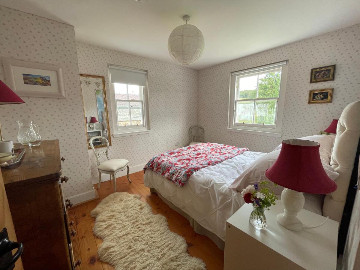 Ladyurd Farmhouse West Linton Екстер'єр фото
