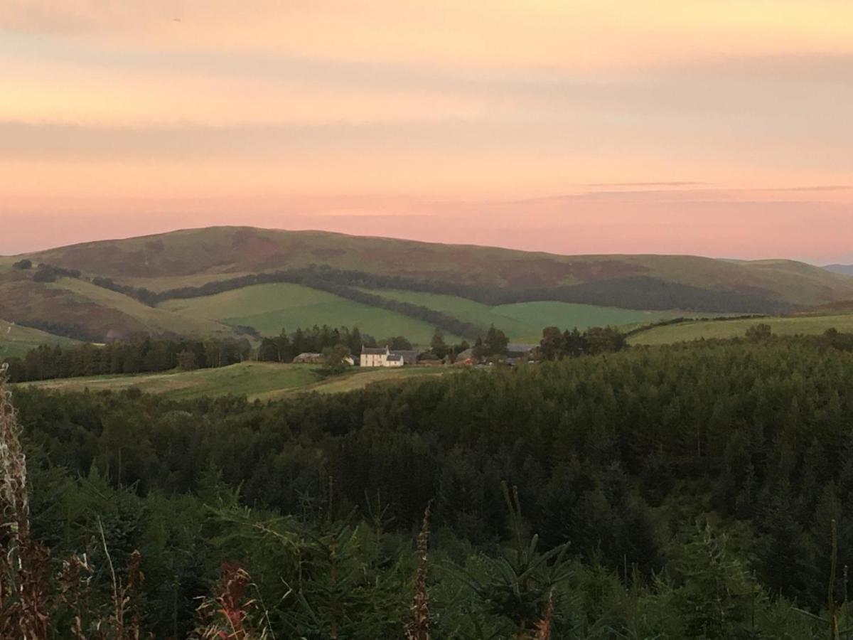 Ladyurd Farmhouse West Linton Екстер'єр фото