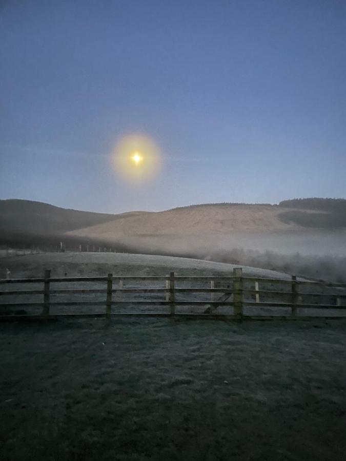 Ladyurd Farmhouse West Linton Екстер'єр фото